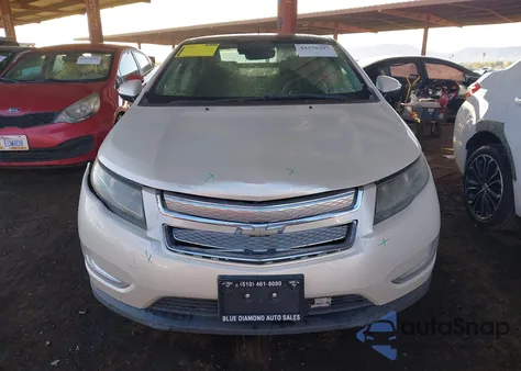 2011 Chevrolet Volt z USA, uszkodzony, nr VIN 1G1RC6E41BU101856
